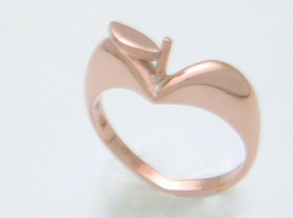 かわいい”りんごの指輪”ピンクシルバー
